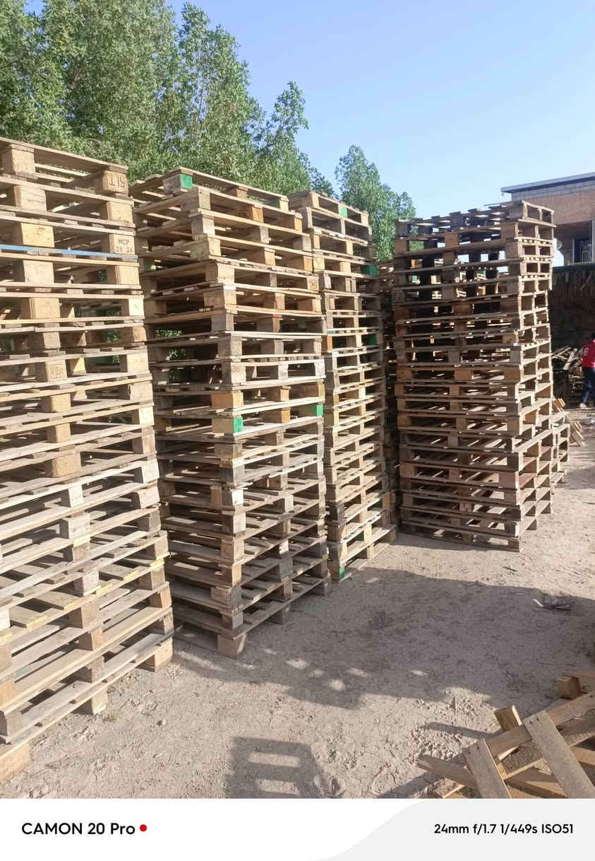 السلام عليكم 
سكيب قياس ١٢٠\١٠٠ نضيف كمية مفتوحه 
مكانه بغداد ناحية الرشيد سعر ٥٥٠٠ 
***********
