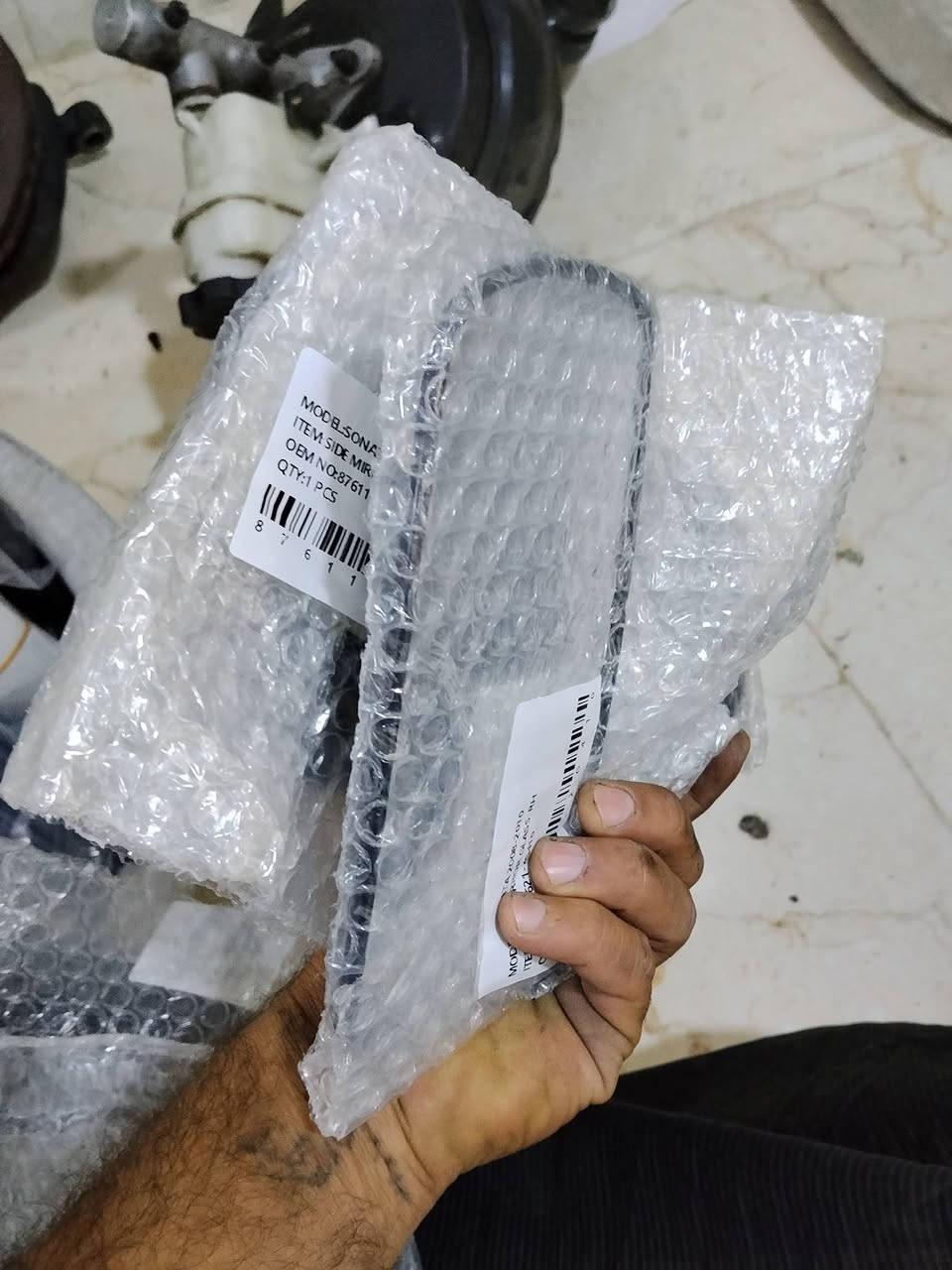 جميع يده اشاره. مرايه كله سوناتا ابتيمه.  يدات خارجيه وداخليه القطعه ب 10.


**إذا كنت صاحب هذا الإعلان وتريد حذفه لأي سبب، رجاءا أرسل رسالة إلى الدعم الفني**