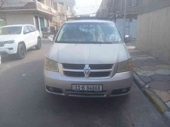 دوج كرفان ٢٠٠٨ محرك ٣٨٠٠
تدفئة تبريد والمكينة بيها خيط تبخير  بدون حادث صبغ جمالية مطلوب بيها شده وخمسة بيها مجال بسيط 
الرقم ***********
