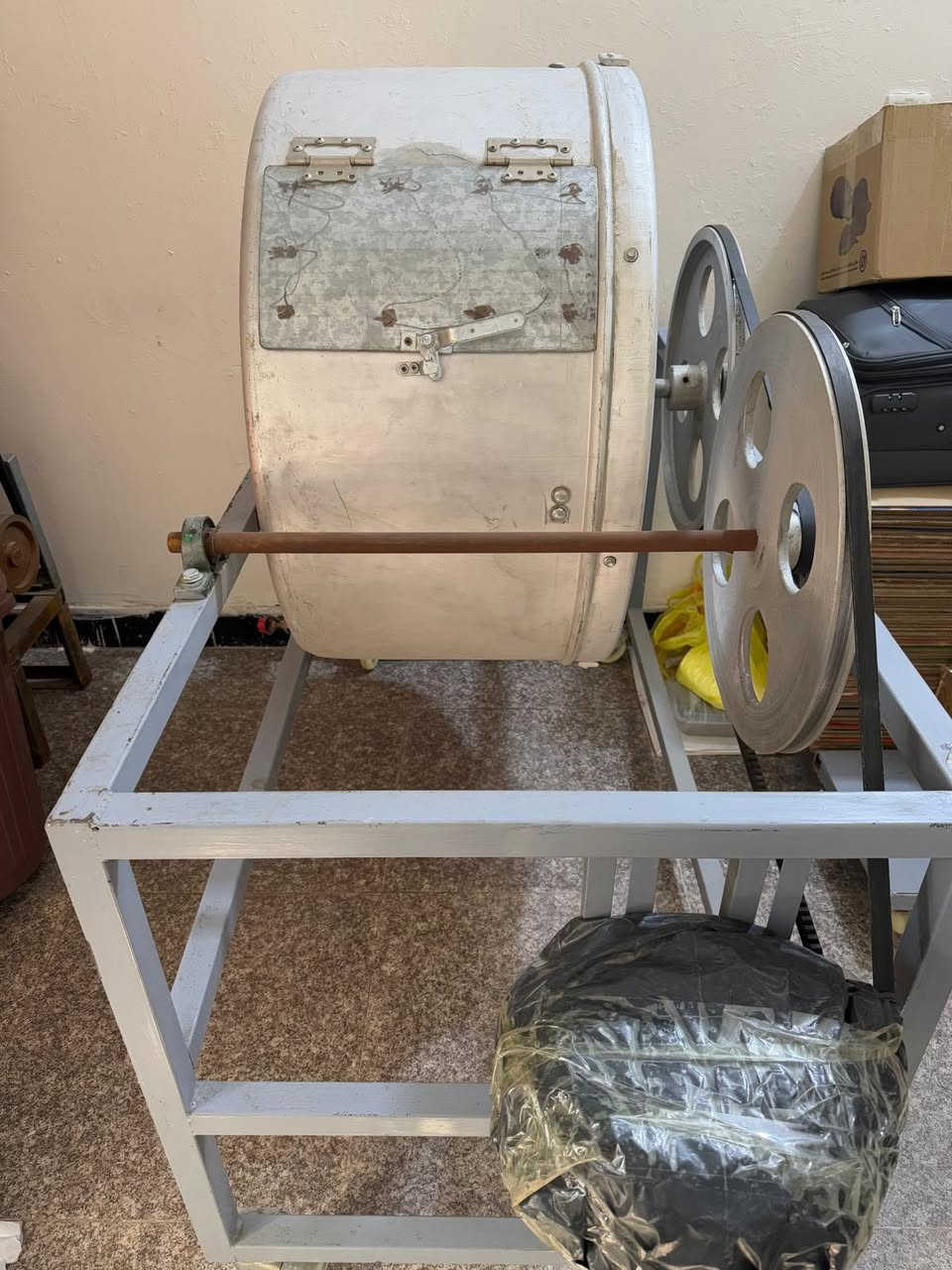 خلاط ومحمصة كرزات وبهارات  غاز سعة ١٠٠ كيلو مستعملة شهر واحد صناعة محلية 009647733302424


**إذا كنت صاحب هذا الإعلان وتريد حذفه لأي سبب، رجاءا أرسل رسالة إلى الدعم الفني**