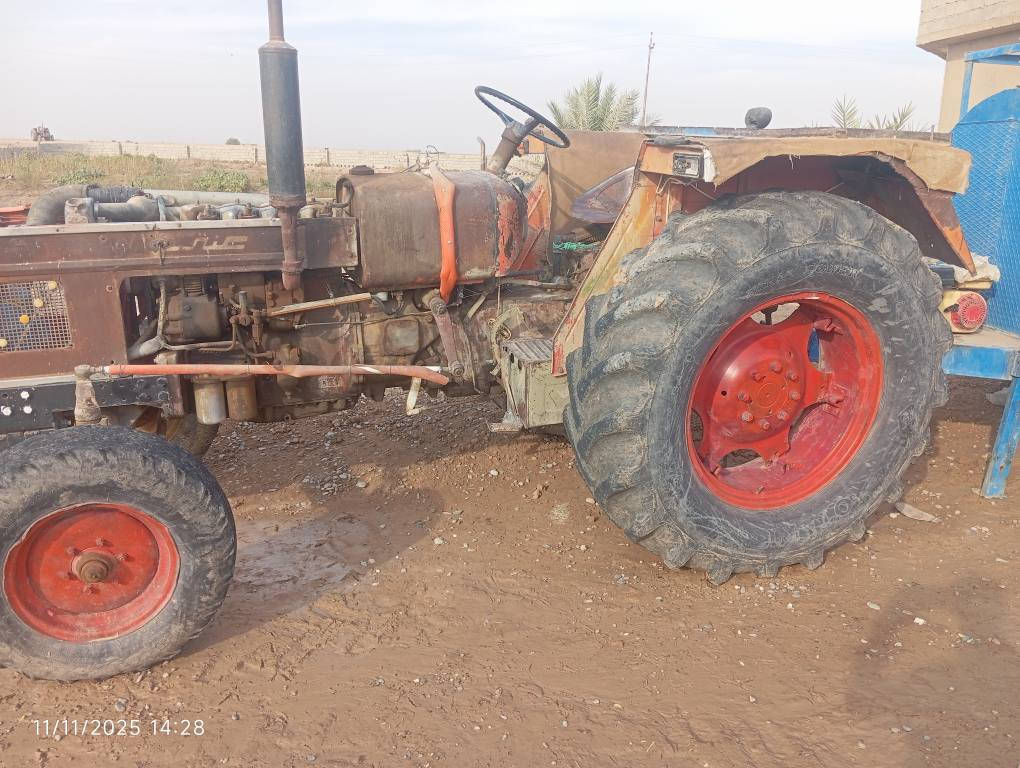 السلام عليكم 
عنتر 71 للبيع رقم سنويه جاهز للشغل نكره السلف بريك كلشي شغال ويه مقطوره ماء جاهزه ويه الماطور الشراي يتصل‏‪0780 449 6001‬‏ كركوك, العراق
