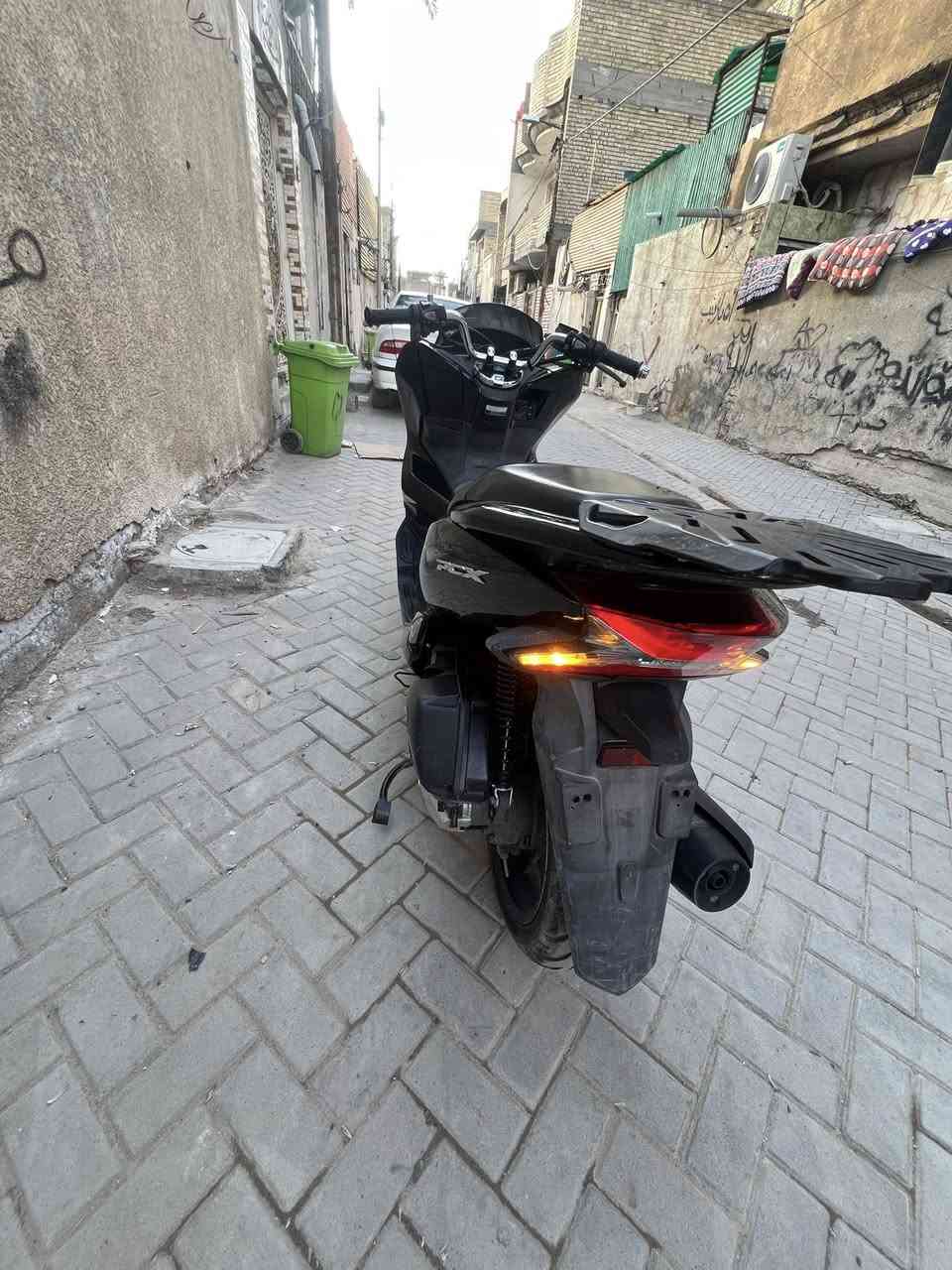 دراجه bcx الجيل الثالث كامله مابيهه نقص حساسات كلهه شغاله بيهه نضام تدفئه وكيبل شحن ماشيه ٨٥ حقيقي رايدهه ب١٣ ونص ورقه مكاني شارع فلسطين ساحه بيروت شراي اتصل ***********
