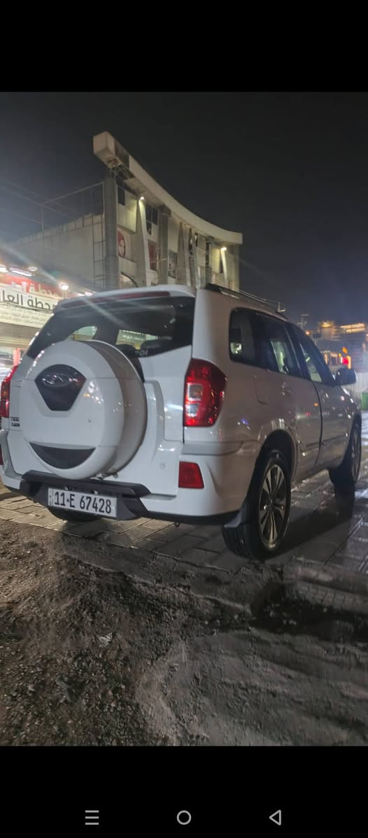 السلام عليكم للبيع تيكو 18 كير ميكانيك المرغوب ماشيه  53  رقم بغداد سياره نضيفه فول مواصفات سياره بلاديه ممبدل بيه برغي  *********** عنوان سيديه صبغ فقط جاملغ اثر طخه صغيره السونار بالمنشور
