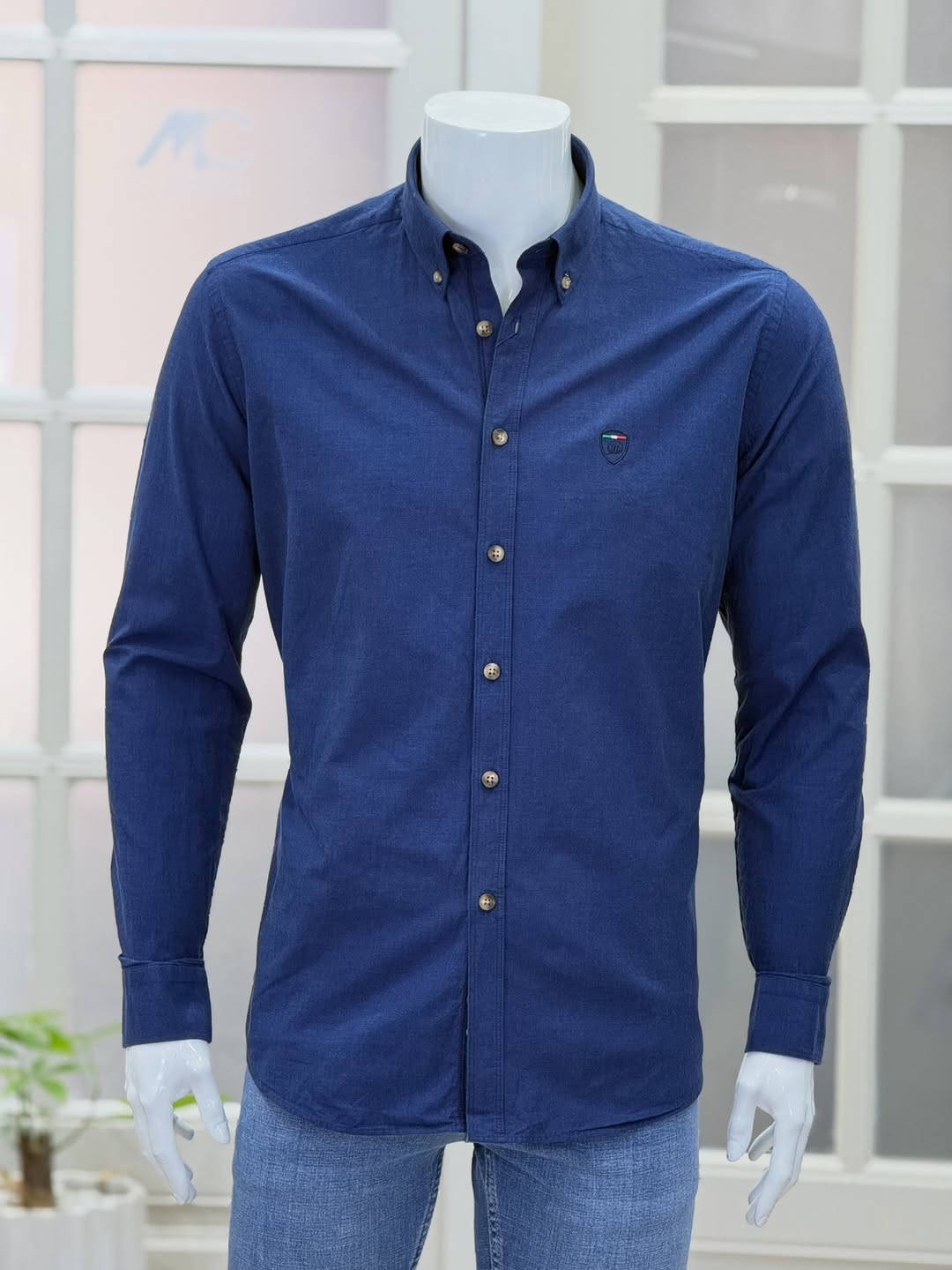 ⁨	‏ MC CLASSIC ‏ ⁨	⁨	‏ 
  الأناقة _تبدي _من_ أول _خطوة

⚜️قميص سبورت وكاله ‏MC CLASSIC 
⚜️قياسات: S . M . L . XL . XXL.3XL
⚜️خامه : فلافيلي 
⚜️القالب : ريكولار 
⚜️السعر : 45 الف 
⚜️الصناعه: تركي

‏‎للحجز او الاستفسار مراسلتنا على الصفحه
اومراسلتنا واتساب  *********** .  ***********
تلكرام :- https://t.me/mcclasic
انستكرام :- https://www.instagram.com/mc_classic79?igsh=MWZuc3Z2b2YycGNwOA%3D%3D&utm_source=qr
تيك توك :- https://www.tiktok.com/‪‪@mcclassic79‬‬?_t=8kdkCdce82f&_r=1
سناب جات :- https://t.snapchat.com/QEyQBMCC
#العنوان
 بغداد - كرادة داخل -فرع صيدليه جوهره ابن حيان 

اوقات الدوام من 10 صباحا الى 12 ليلاً
🔴 يوجد #توصيل بغداد وكافة المحافظات 
بغداد 🚕  5 الف  المحافظات 🚗 5 الف⁩
