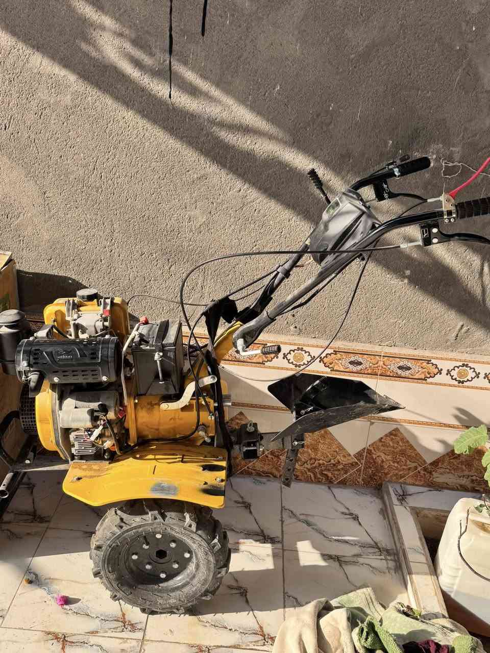 سلام عليكم كاروبه يدويه مانازله الكاع كارتون اليرقب بشره يتصل ***********
