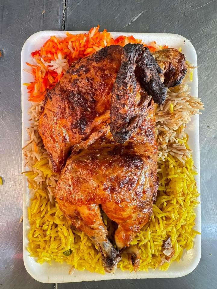 حبايبنا من باجر العرض ع الدجاجة كاملة ع تمن ومرق وسلطة ب10 عرررض باجر شوي غازي 
للحجز***********
