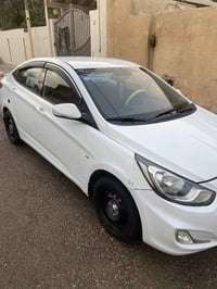 اكسنت ٢٠١٢ • محرك ١٦٠٠ • رقم واسط