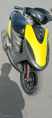 دراجه ماكس عدله للبيع وكيله بيت غودي كفاله عامه ما ناقصه اي شي للاستفس...