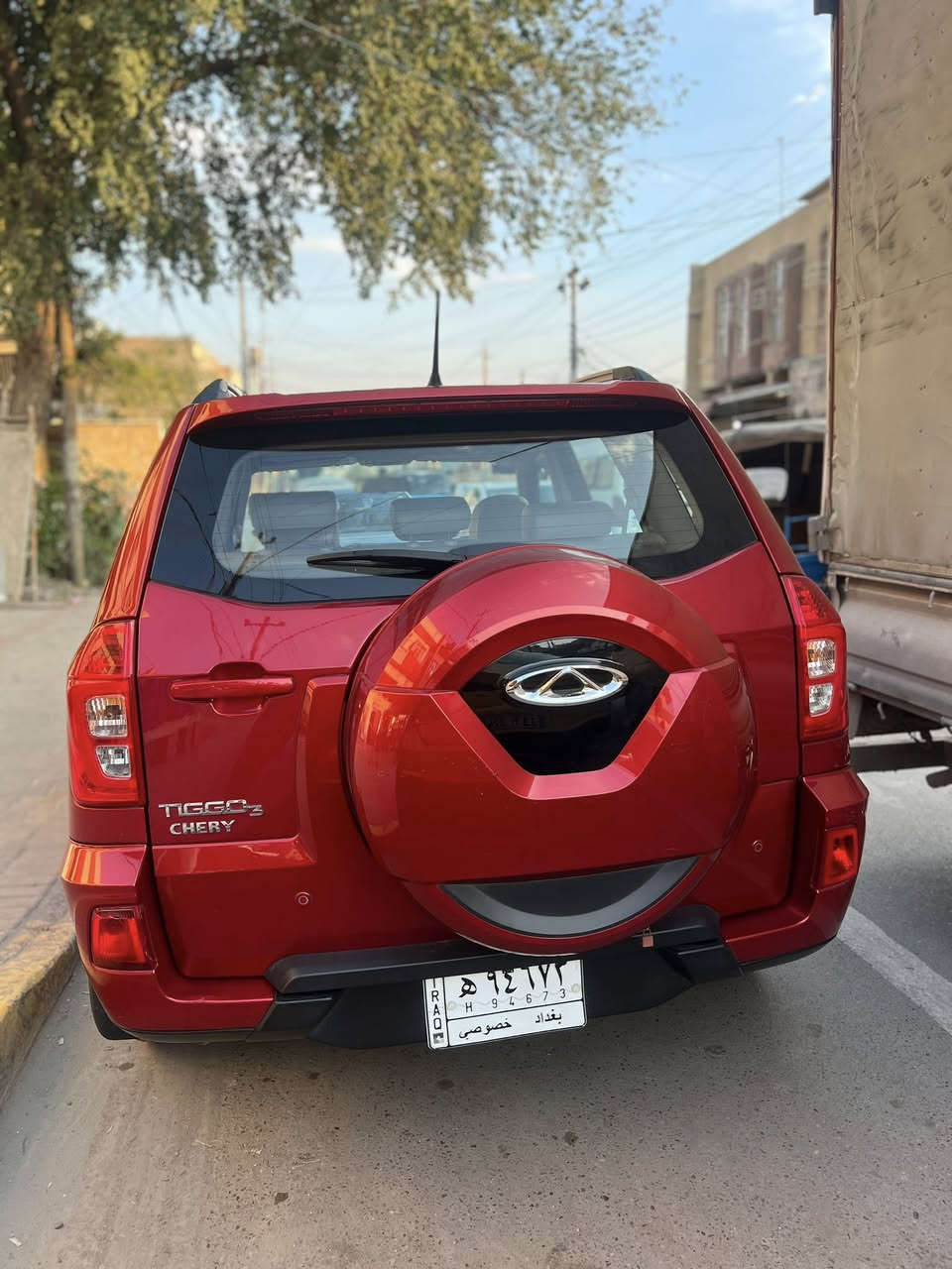 سلام عليكم شيري تيكو 2018
بغداد باسمنه مكانه بغداد 
سياره ماشيه 44 الف 
سياره جديده بمعنه الكلمه سياره بيه بارد بطرف الجاملغ وراجه تكحيل بدون صبغ ومكفوله سياره 
لايت LED 
كشنات جلد  
سياره تبريدوتدفئه 
كهربائياته شغاله
سبير منازل للكاع سياره كل حلوه 
سعر السياره 105$ وبيه مجال اتصل وتدلل 
***********
