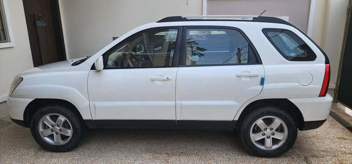 سبورتج ٢٠٠٩ خليجي رقم سليمانيه كفاله عامه من الصبغ والبارد
السعر ١٣٠ $ المكان / ديالى بعقوبه ***********
