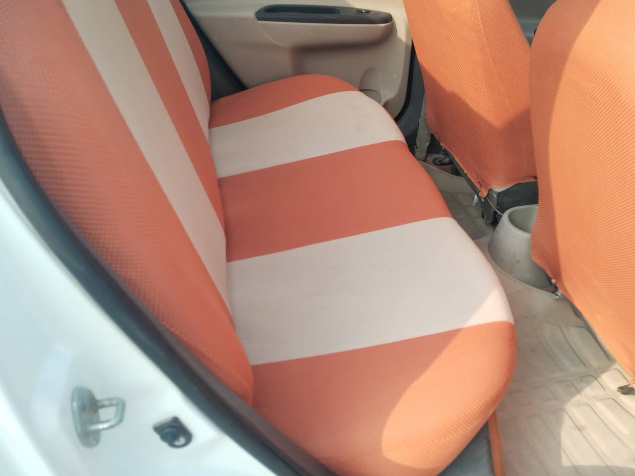 سلام عليكم احبتي اكسنت موديل ١١رقم أربيل بسم كردي بيه قطعتين فقط تخم تاير حداديه كير محرك ١٦٠٠ تبريد ثلج السياره احلى من الصوره السعر ٩٠ وبيه مجال لشراي مكلف بالنشر اتصل على صاحب *********** مكان السياره نجف
