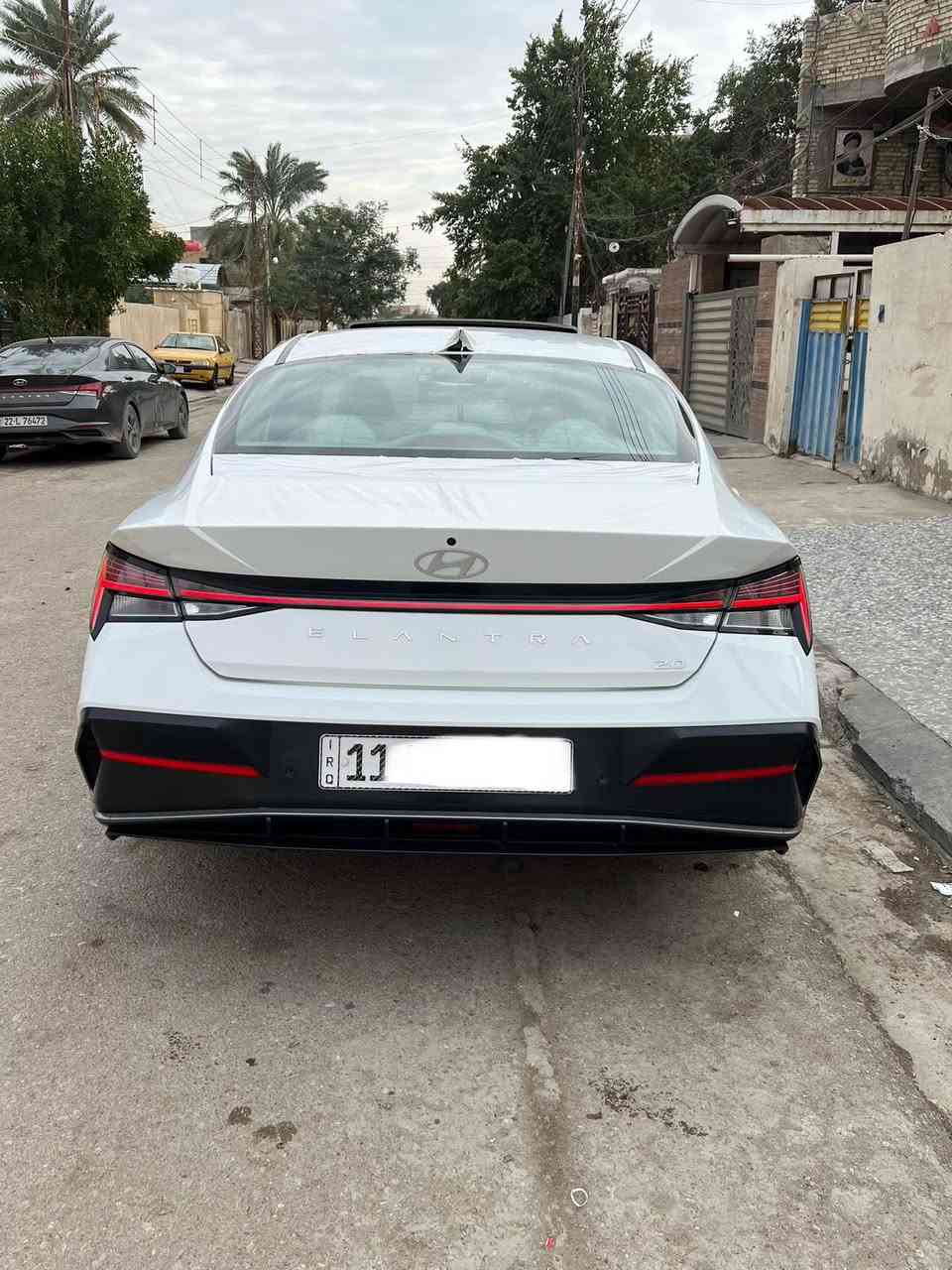 السلام عليكم 
النترا 2024 خليجي كوري اصلي بوضع الزيرو جديده بمعنه الكلمه مكفوله كفاله من الصبغ والبارد والشخوط والتكحيل وكلشي جكه مابيهه حته دعاميات كفاله من كلشي  زيرو جديده
ماشيه 11 حقيقي وعل فحص فابلون شركه بعده عل بنيد وعل قماره وجنطه شرط اصلي لزكات لشركه ونايلون شركه بعده بيهه 
سبير ولعد بعدهم مانزلات كتلوكات شركه وبصمه لاخ بعدهه مامفتوحه مكينه وكير بلاد وضع شركه صدر امامي وخلفي وضع شركه ترايه شرط زيرو سياره جديده بمعنه الكلمه مواصفات 
فتحه طكتين 
بصمه تشغيل 
بصمه ابواب 
تشغيل عن بعدً
شاشه دجتل ألوان 
مري شفط 
يدات ترحيب 
مري ترحيب 
لايت عدسات كامله 
بكلايت لد متصل 
خمسه ويل كب 17 
شاشه وكامره
خلفي وحساس امامي 
وخلفي 
تبريد قطعتين 
دبل تحكم ستيرن
3 انضمام قياده 
عادي وسبورت 
ورنومان 
ايكو اقتصاد بانزين ومانع انزلاق 
مكينه 2000 دوش لمرغوب 
سياره كوري اصلي فول رقم بغداد دولي جديد بسمي هزه جديده اتصال *********** مكاني بغداد
