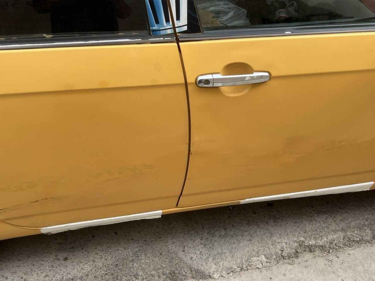 ليفان كير بلادي اوتو فتحه سقف محرك كورلا كير اوتو محرك شرط نطيهين تايات جدد طخم ورى كدام جديد مشط ستيرن جديد كهربائيات كلها شغاله من راسها لي اساسها كامله سياره كابون بيها هزه جديد  وسنويه 27 هيئة وغرامات صفر السيارة فقط يعزلها تبريد غاز شرط تحويل  سعرها43وبيهغ  قليل بيها سياره بسمي هيا 
بطاري جديد بعد ضمان بي وشاشه كلو شرط


**إذا كنت صاحب هذا الإعلان وتريد حذفه لأي سبب، رجاءا أرسل رسالة إلى الدعم الفني**