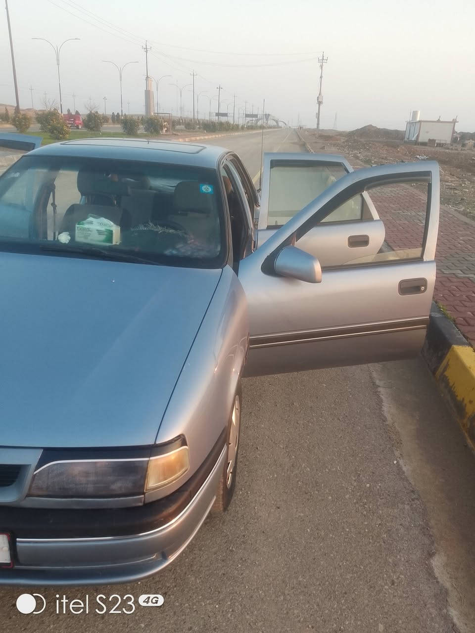 اوبل فكتره موديل 1990 حجم 20 شرط من الدعاميه الى الدعاميه وشرط تريها بغداد  وشرط التحويل  السعر 45 )***********
