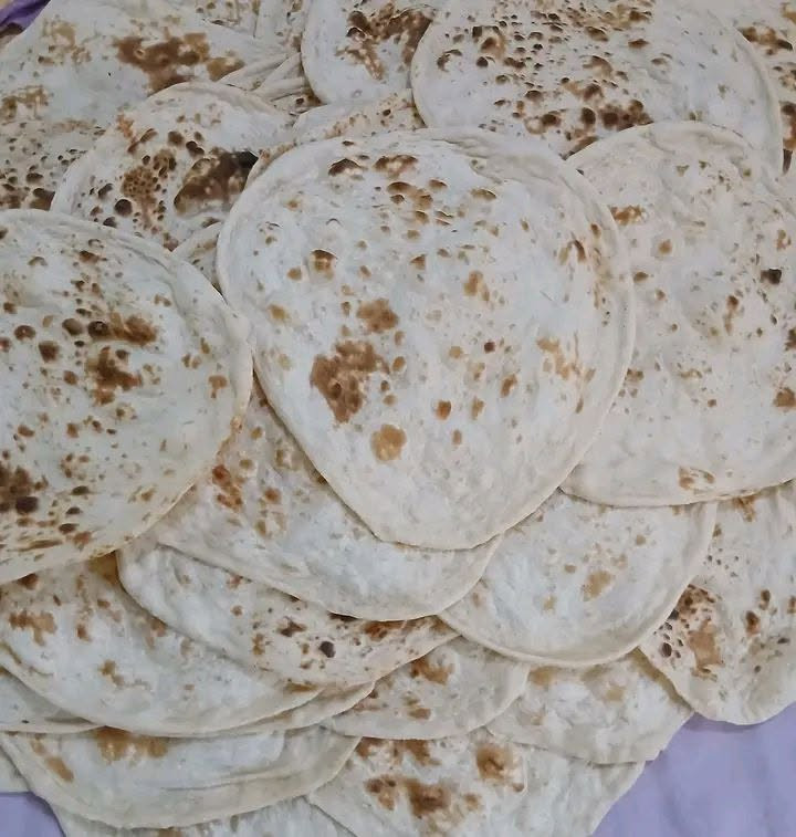 السلام عليكم اني خبازه رزقي ع   خبز  بيع خبز منو يريد خبز 7كرصه بالف     و35 كرصه ب 5 الف
الحجز ع الخاص  مكان نجف حي الشهداء


**إذا كنت صاحب هذا الإعلان وتريد حذفه لأي سبب، رجاءا أرسل رسالة إلى الدعم الفني**