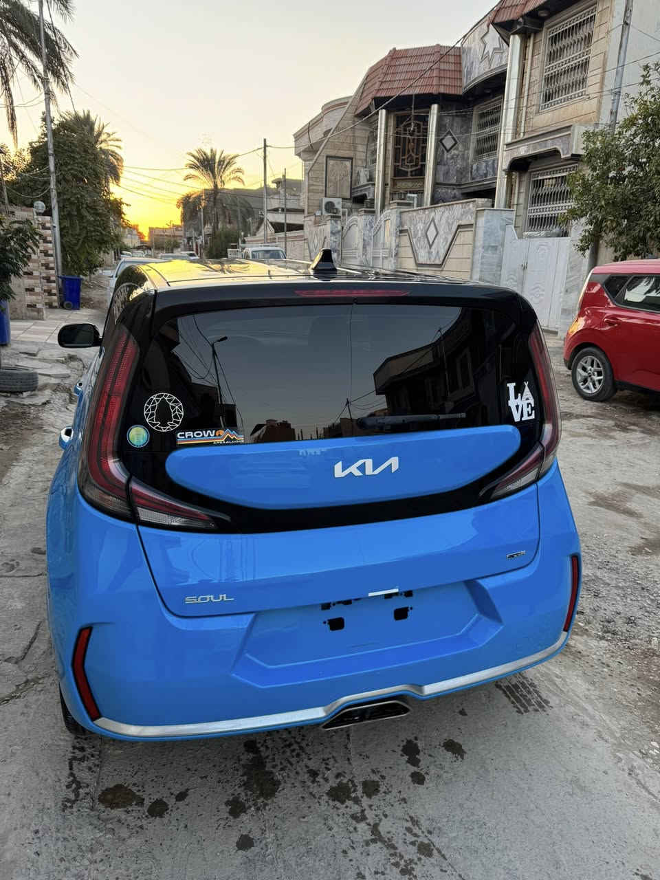 كيا صول 2024
جي تي لاين 
تو كلر. 

شاشة كبيرة 

بصمه 

الحادث ربع بنيد صبغ 

ماشية 63 الف ميل 

السعر 155 وبيها مجال 
***********
