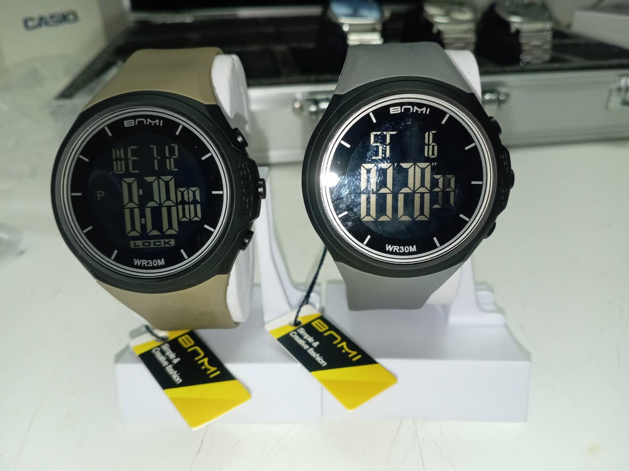 بنمي رياضي مقاوم للماء سير ربر اناره جانبيه عداد ثواني ومنبه ١٣ وتوصيل مجاني قطعتين ٢٥


**إذا كنت صاحب هذا الإعلان وتريد حذفه لأي سبب، رجاءا أرسل رسالة إلى الدعم الفني**