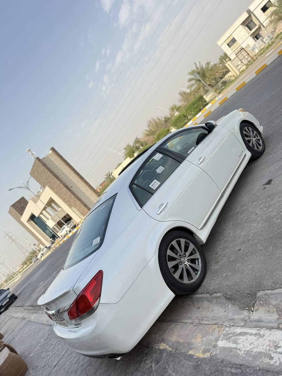 افلون 2012 الون الابيض
وارد امريكي الضرر قطعه وحده 
تبديل بلادي (جاملغ امامي) 
بدون ضرر داخلي بدون اريباك
فول مواصفات سياره ع البلادي 
تحويل ثاني يوم +وكاله 
رقم دولي +هزه سنويه جديد 
المواصفات 
فتحه سقف 
داخل ملكي
 تحكمات ستيرن 
تبريد تدفئه  
سياره مال بيت تخبل 
صدر امامي خلفي جديد تخم تاير 
مكان السياره/ صلاح الدين .تكريت 
الاستفسار ***********
ملاحضه .الخاص مهمل
