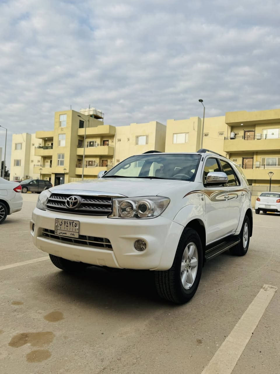 تيوتا فور جنال 2009 رقم بغداد لماني مكينه 6سلندر 4/000بيع ومراوس
مكينه كير خير من الله 

ماشيه 190k

تبريد ثلج 

حداديه جديده 

مثبت سرعه 

حساسات 

7راكب 3قطع تبريد

بيها جاملغ امامي مصبوغ 

وبيها شبر بالباب 

السياره جديده واحلا من الصور شرط

ترايها خير من الله 

مكانها بغداد بسمايه 

بيع ومراوس حسب القناعه 

السعر 165 وبيها مجال قليل 

***********
