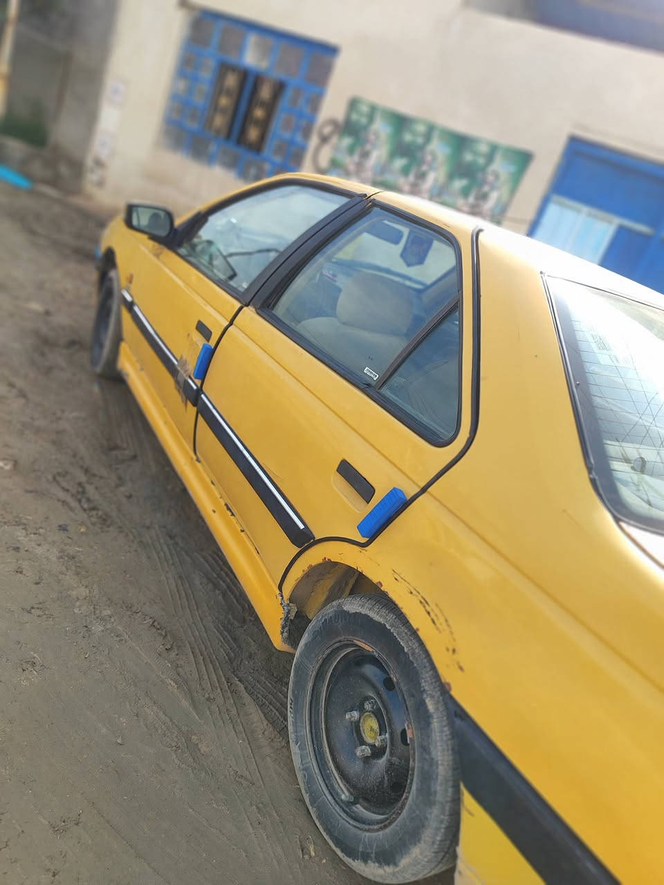 السلام عليكم
سياره بيجو 405مديل 15رقم بغداد باقيه بس استلام لوحات

كير محرك كفاله المحرك توني شاده جديد حداديه تخم تاير جدد كهربائيات كله شغاله تبريد تدفئه السياره مابيه نقص فقط الباور مال الستيرن يذب دهن ومابيه اي خياس عدا الدوس وجايبله قطعتين هم انطيهن وياه سعره 32وبيه مجال مكاني ناصرية مركز الخاص مفتوح وهذا رقمي ***********
