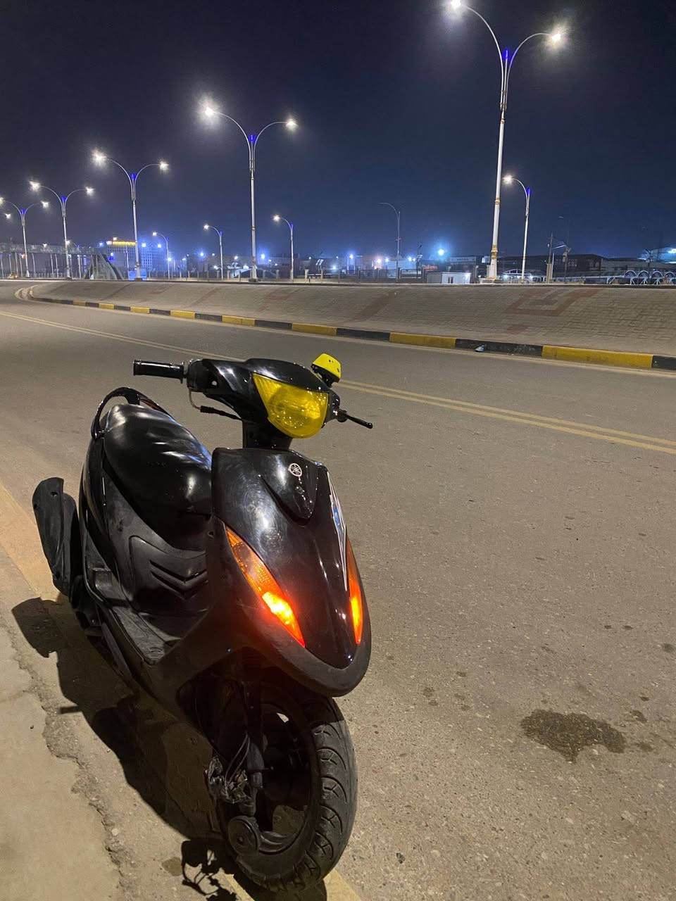 للبيع مكاني السماوة ام العصافير 
الدراجه نقصها فقط عمبار بريك. 

السعر ٥٥٠ وبيها مجال للشراي  
التواصل. ***********
