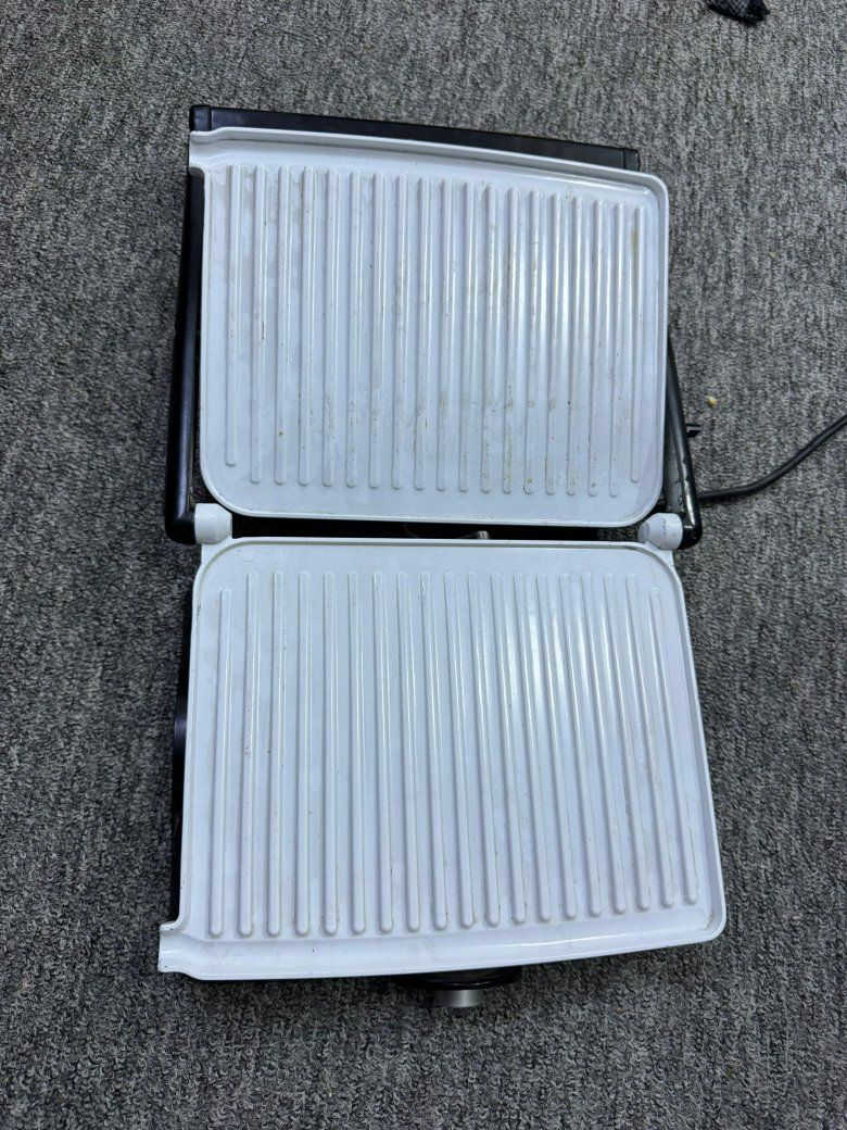 كلمن وسعره باله بريطاني


**إذا كنت صاحب هذا الإعلان وتريد حذفه لأي سبب، رجاءا أرسل رسالة إلى الدعم الفني**