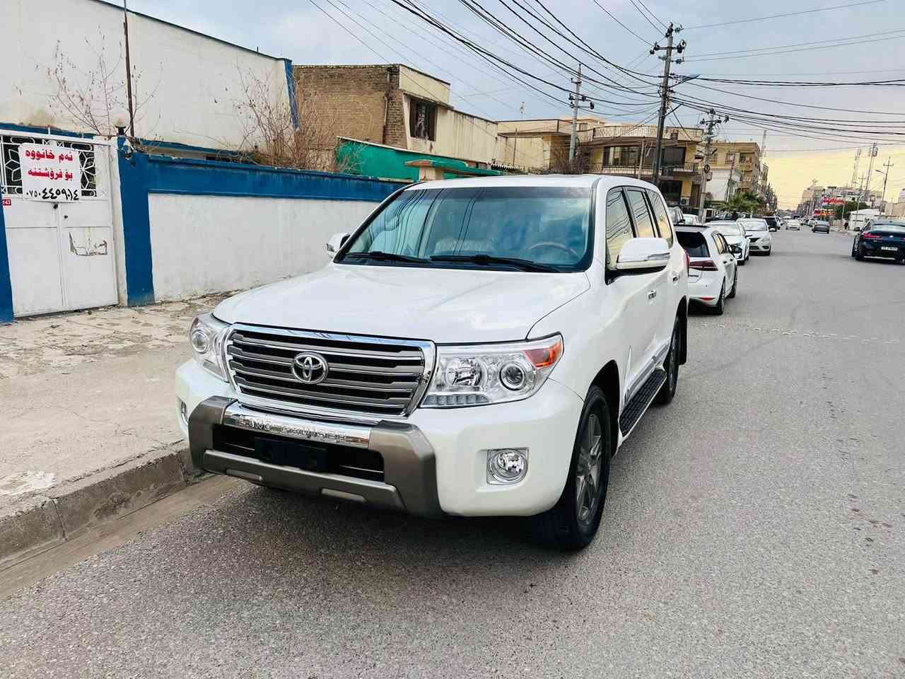 وةنةوشة موديل ٢٠١٤ Gx گير و مةكينةي بةشةرتة يةك دينار مةسروفي تيدا نيية يةك جاملغي پيشي سبوغة بي ژوري سعري ٣٧٥$وةرةقة و مةجالةكي كةم سةياوةكي زور جوان ماوةتةوة شوين هةولير وةقةم و سةنةوي نويية ٢٠٣٠
***********
Whatsapp أربيل, العراق
