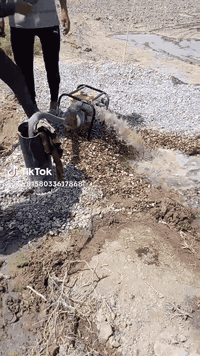 حفر الابار لارتوازي حفر منهولات تعبيرات الشارع*********** نعمل جميع محافضاات العراق ***********حفر الابار ***********
