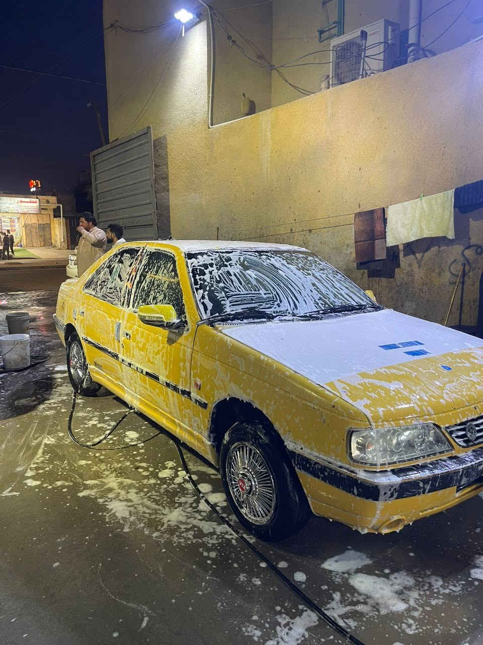 سلام عليكم بيجو 405 مديل 2012 رقم بصره اليف سنويه منتهيه ب25 راعيها موجود يحول سياره مثل مابصوره كير ومحرك مفولات حداده نص عمر دواخل مرتبه كهربائيات كلها شغاله خياس خفيف يرادلها ترتيب سياره مكان السياره بصره ابو الخصيب حمدان سعر 20وبيها مجال غرامات مصفره ولهيئه شكد ماتطلع يطيح من سعرها رقمي ***********
