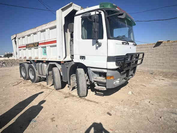 اكتروز للبيع موديل ٢٠٠٢ بموديله رقم إنكليزي بغداد كير قليج  مجموعه جيئف حجم ٤١/٤٣ شاصي بدون صبغ قماره مصبوغهً شركات جاهزه للعمل السعر ٤٩٠ وبيه مجال مكان بابل الاستفسار ***********
