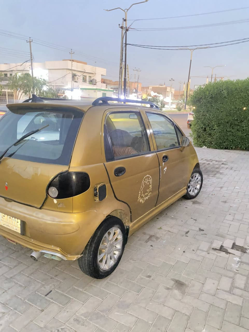 ‏السلام عليكم البيع سيارة كوكو موديل 98 رقم بغداد سعر 13وبيه مجال *********** مكان فلوجه
