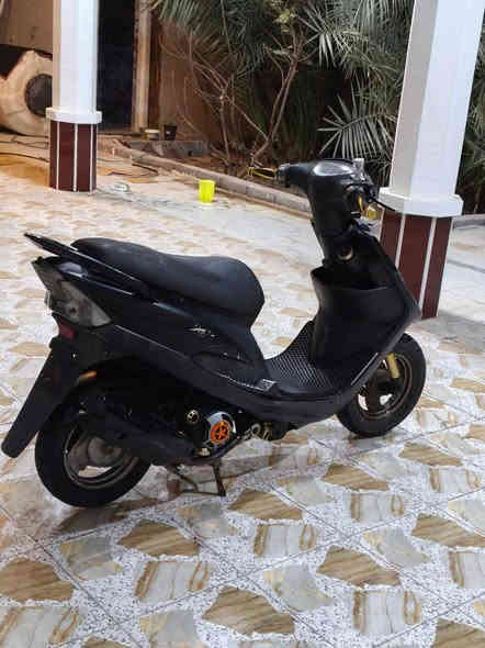 دراجه ماكس عدله قبل شهر نزلتها من الرمبه بوشه 55بلاد الدراجه اجت مزوده من اليابان مزوده هواي شغلات دبلات امامي رياضي/ دبل خلفي رياضي /كلجات رياضي /شيال رياضي/ قطره دهن رياضي/ استال رياضي /سلف رياضي/كزوز fm/قبق فلاوين /يدات بانزين/قبق دهن بريك/دواسات/ الدراجه كلش حلوه كهربائياتها كلها شغاله المكان البصره الدير اي سؤال الرقم ***********
