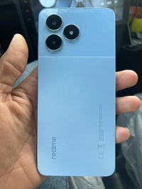 ريلمي • نضيف جدا • مقفل