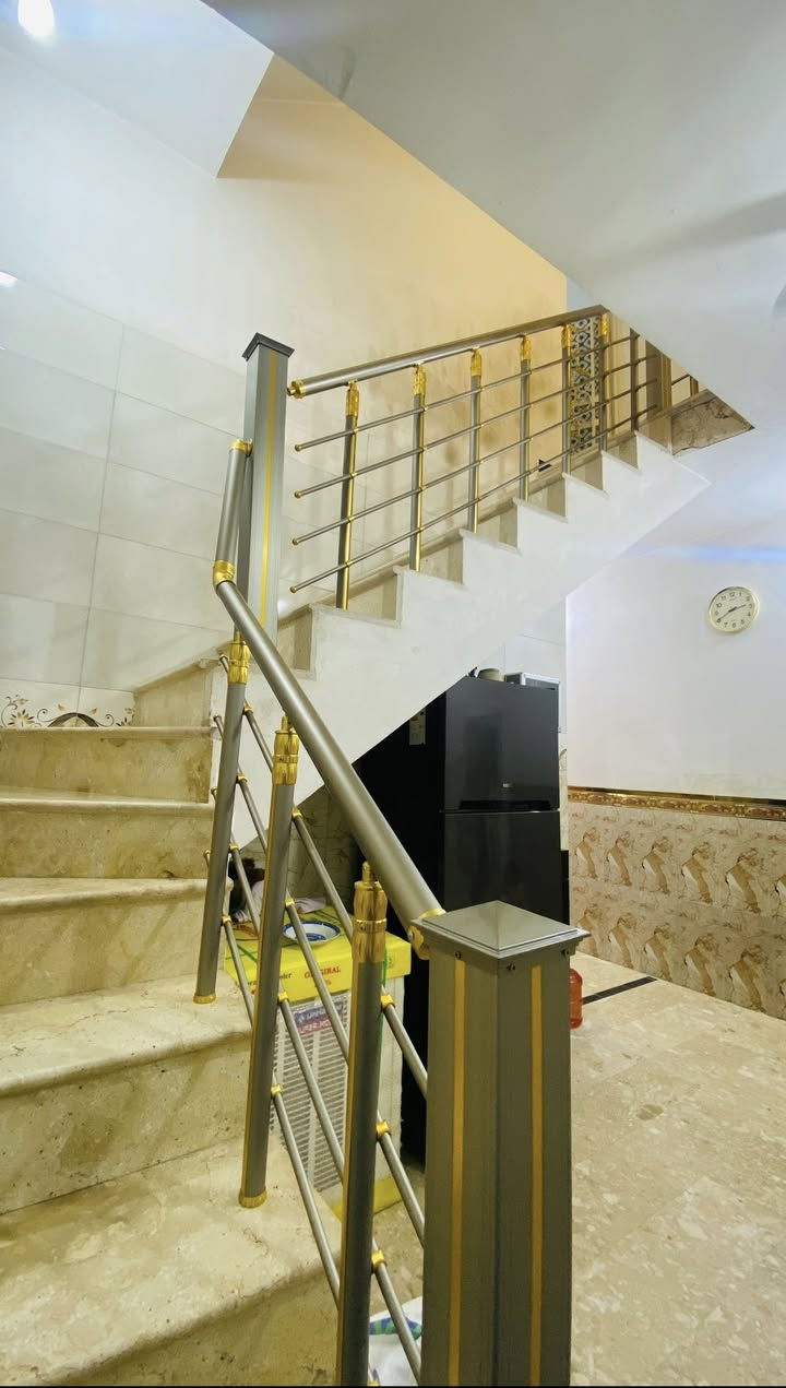 بيت زراعي سند ٢٥ للبيع في العبيدي خلف البانزين خانه شارع معمل الطحين فرع اسواق النرجس
مساحه 70 متر   والسعر 67 مليون للتواصل *********** متوفر واتساب او فيس
