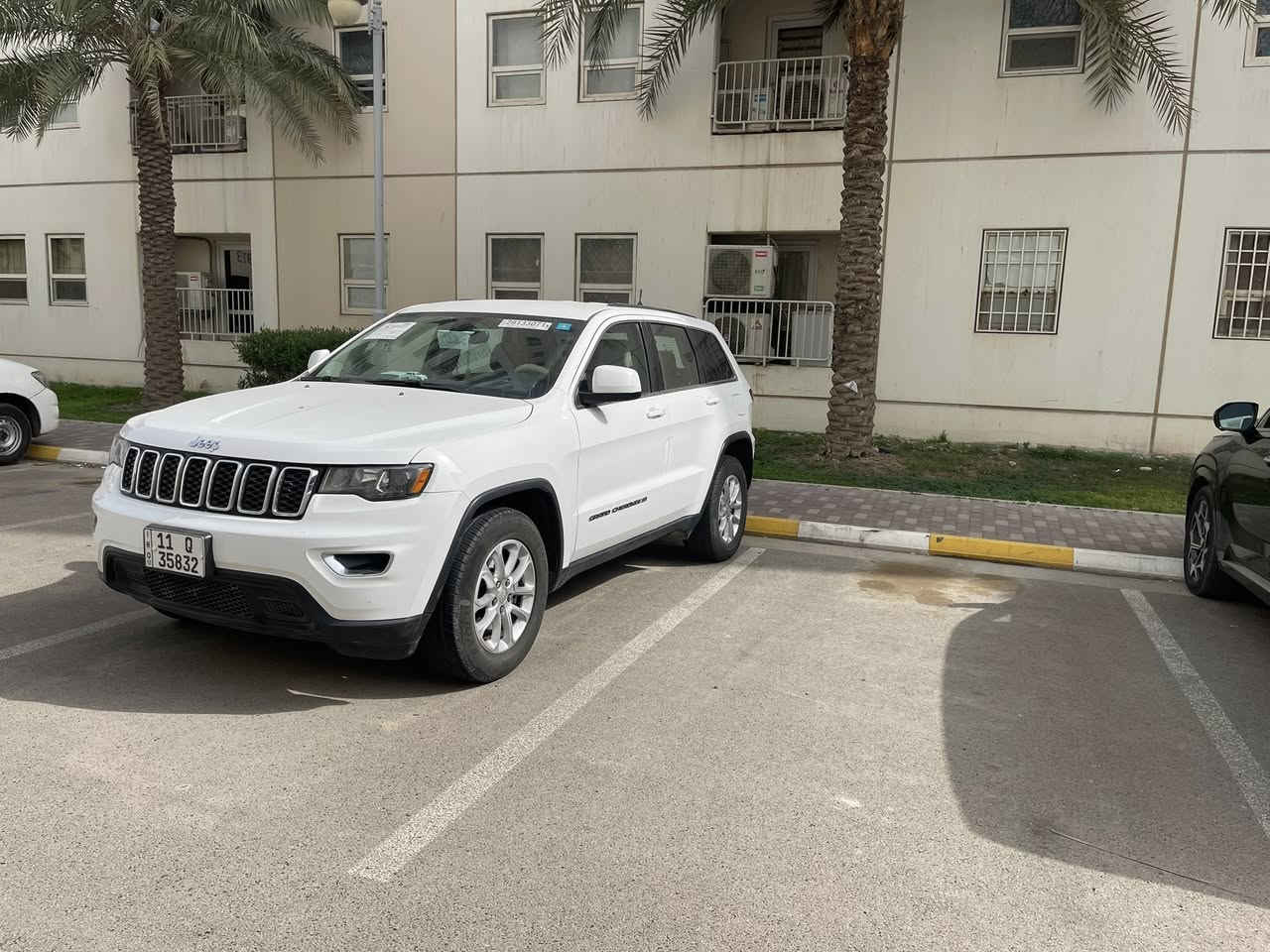 جيب جراند شيروكي لاريدو 2022 بغداد السعر 30.000$ يعني 3 دفاتر  كلين تايتل بدون ضرر 

وارد امريكي. محرك 3.6    _ يعني 6 سلندر  بيه تكحيل خفيف بجامله الامامي  ماشية 70  بسمي  الموصفات. بدون فتحت صقف بدون جكات فقط 

رقم الهاتف بي وتساب هم  ***********
