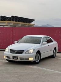 كراون • ٢٠٠٥ • ١٨٢٠٠٠ كم