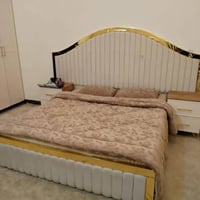 دولاب ٨ أبواب • سرير وكومودينات • تفصيل