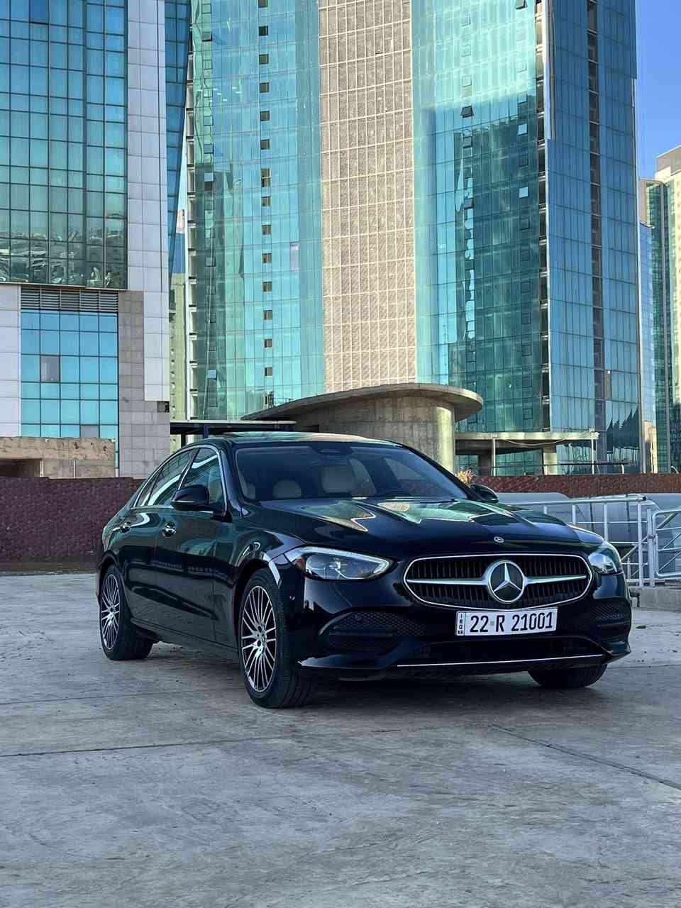 � مرسيدس C300 – مواصفات كاملة

🔹 محرك 4 سلندر توربو
🔹 سعة المحرك 2.0 لتر
🔹 قوة تقريبًا 255 حصان
🔹 ناقل حركة أوتوماتيك
🔹 دفع خلفي / أو رباعي (حسب الفئة)

✨ مواصفات الفل:
✔️ شاشه وسطية كبيرة
✔️ شاشة عدادات ديجتال
✔️ كاميرا خلفية
✔️ رادار + نظام تفادي التصادم
✔️ تحكم بالمقود
✔️ تشغيل بصمة
✔️ مقاعد جلد كهرباء
✔️ تكييف أوتوماتيك مزدوج
✔️ إضاءة LED
✔️ أنظمة أمان متقدمة

🚗 سيارة فخمة، مريحة، واعتمادية
مناسبة للاستخدام اليومي والسفر

📲 للاستفسار: ***********
