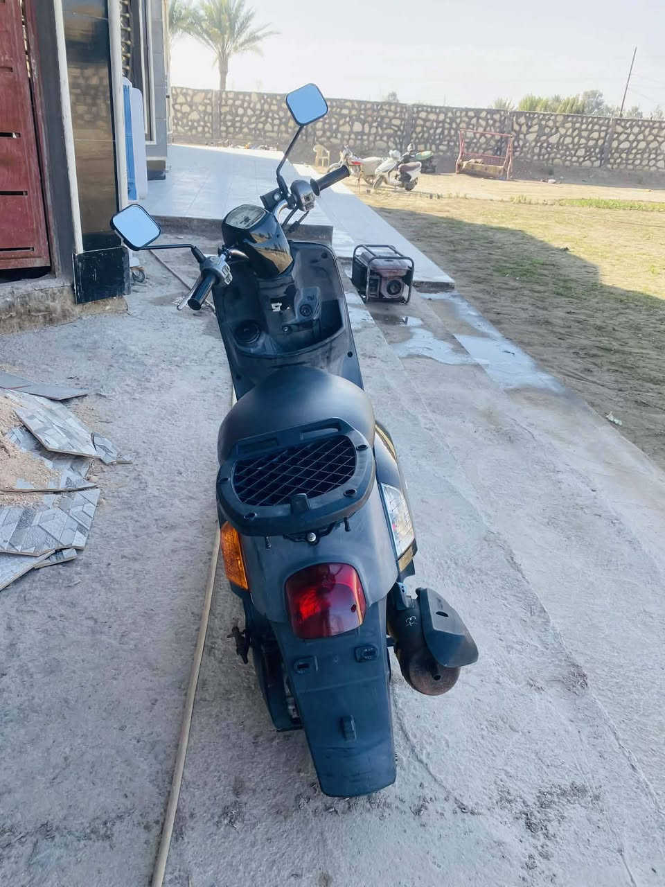 السلام عليكم
دراجة للبيع 
اما مراسلة الحساب 
او الاتصال على رقم ***********
