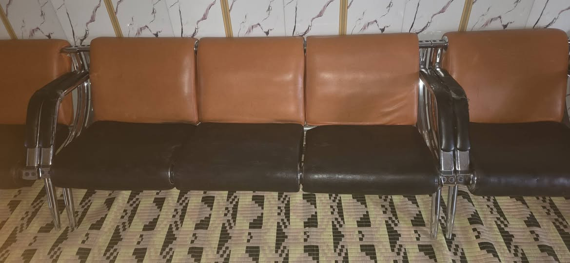 تخم استيل ٧ مقاعد الشراي يجي خاص او ينتصل عله الرقم ***********العنوان حله السعر انتصل وتدلل حلة, بابل
