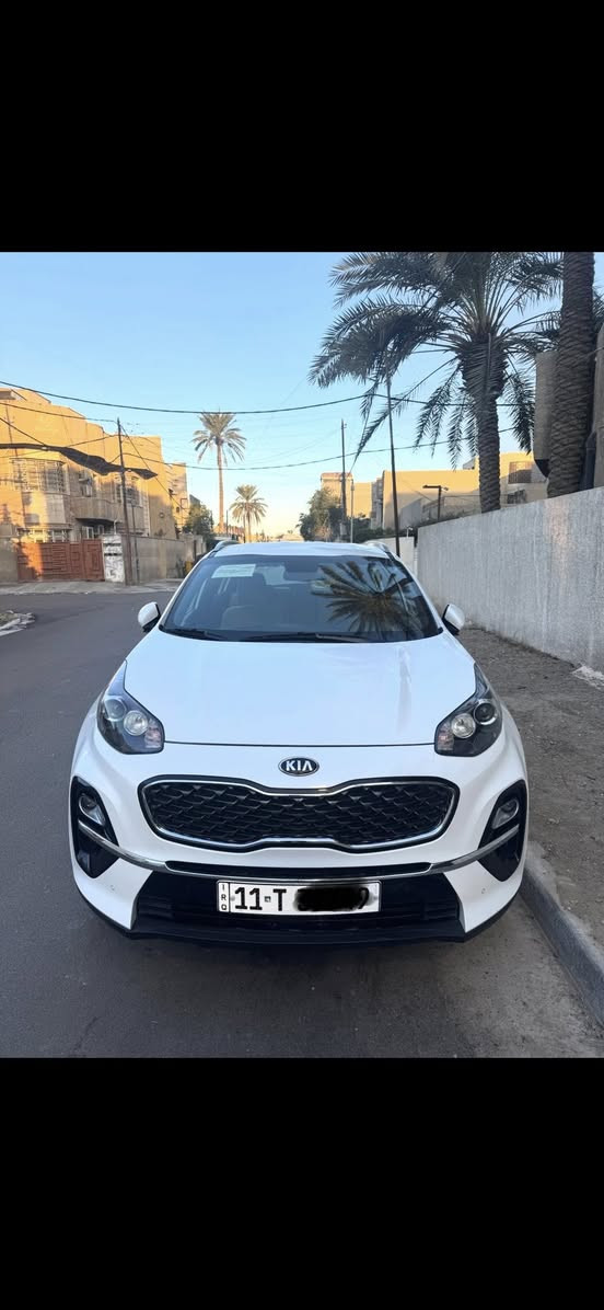 كيا سبورتج 2020 رقم بغداد الانكليزي السنوية بأسمي مكفولة من الصبغ والبارد عداد 45 الف كم بحالة جيدة جدا محرك 2000 دوش بصمة تشغيل عن بعد تبريد بيانو كامرة شاشة اصلية اريل نفكيشن نظام الملاحة GPS حساس امامي خلفي الداخل حمصي يدات لد ترحيب 3 أنظمة للقيادة المري شفط 5 ويل كب بصمة عدد 2 تبريد قطعتين مكاني المنصور او علي الصالح السعر 21200$ ***********
