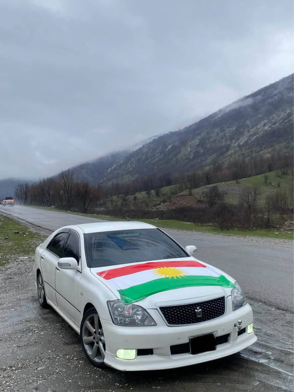 سەرەتا بەناوی خوای گەورە 
شاهینە ٢٠٠٥ ٤ دوگمەی بێ سڵایت
بڕاوەیە سەیارەکە 
کامل کراوە بە ٢٠٠٧ سەیارەکە 
گێرو مەکیەنی بەشەرت ١٨٢
کامل کامل مەسروف کراوە 
گەرمی و ساردی مەزبوت کامل کارەبای مەزبوت
٥ بەسمە هەر چوار بەسمەی دەرکا کانی ئیش ئەکات
برێکی بەستراوە رۆنی گێڕو و مەکەینەی تازە گۆردراوە
نمونە لەجوانی و پاکی ١٥٥ هەزار ڕۆشتوە
بێچاڵ و شوخت سەیارەی ماڵە 
بۆ مەسروف مەگەڕێ کامل مەسروف کراوە
تکایە گەر موشتەرینی سەرمان مەیەشێنە لەگەڵ ڕێزم دا
ناونیشان ڕانیە 
ژ.م *********** رانية, السليمانية
