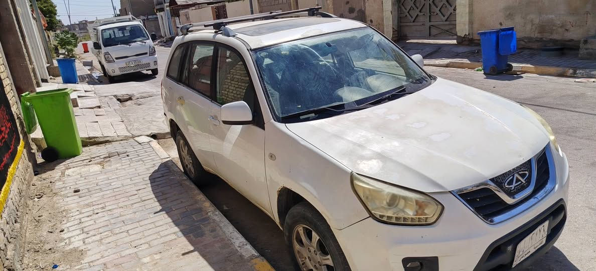 السلام عليكم اخوان تيكو موديل ٢٠١٣
محور كير ومكينه كامري تبريد ثلج وسياره حلوه

راعيها ميت وبيها قاصرين اكعدك وياهم سعر السياره35 وبيها مجال

***********
