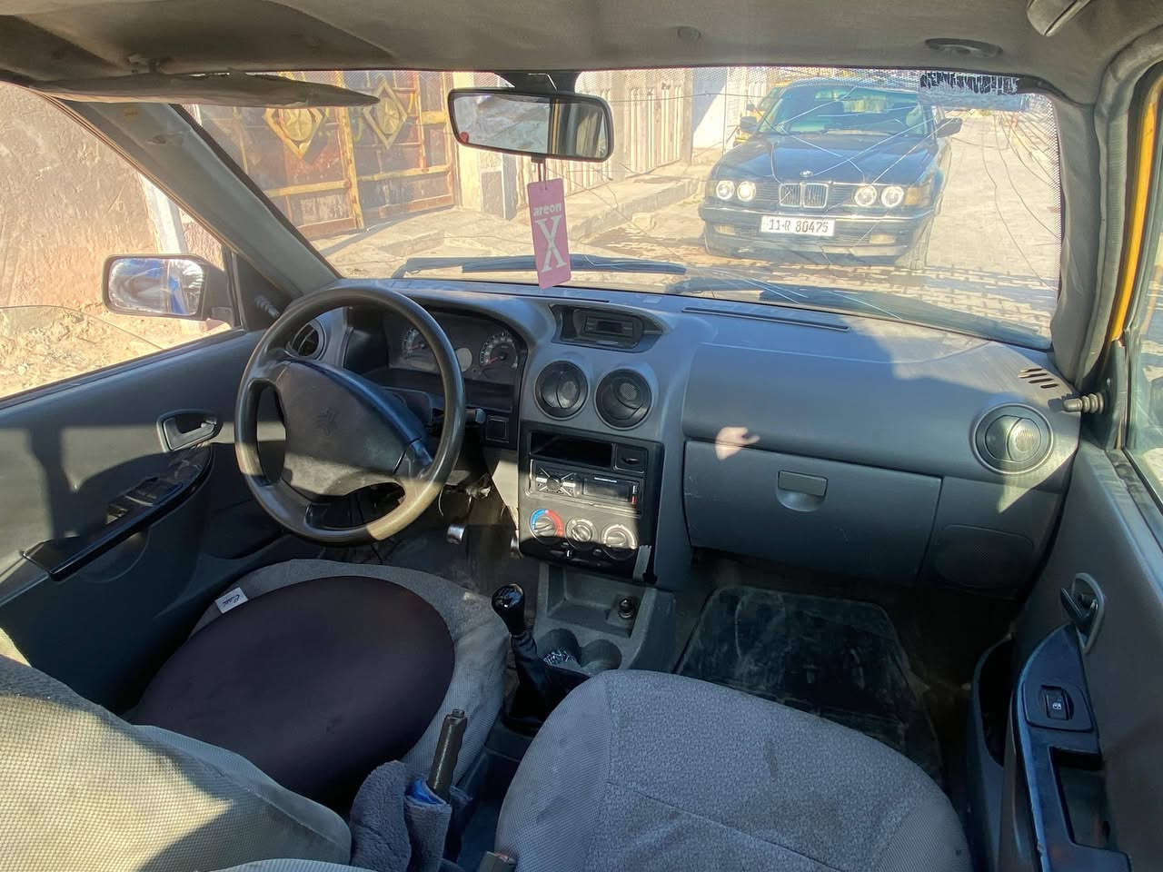 سلام عليكم سايبه للبيع موديل 2014 مكينه جديده كهربائيات كلها شغاله +تبريد شغال 
هيئه مصفره 
ب20 ورقه 
للستفسار 
***********
‏‪0771 294 9082‬‏
