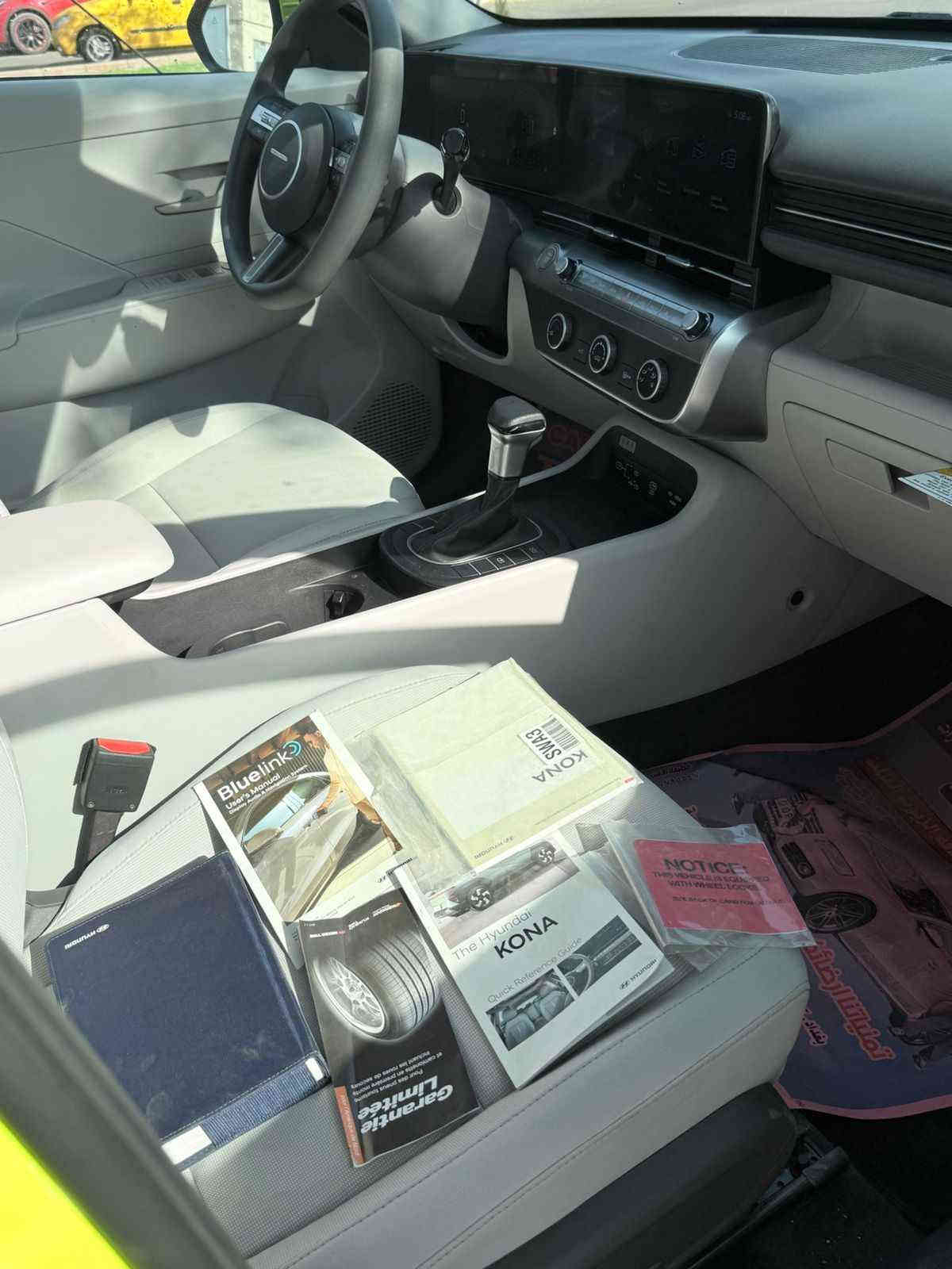 الون  تفاحي مميز
🔹 الموديل: 2025/ وارد  (منفيس)
🔹 المسافة المقطوعة:9000كيلو يعني بعده زيرو 
🔹 المحرك: 2000cc – اقتصادي وعملي
🔹 الحالة: السيارة بحالة الوكالة (جداً نظيفة)

✅ المواصفات:

 • رادار أمامي + جانبي + خلفي
 • تحديد مسار + مانع تصادم
 • دخول ذكي + بصمة تشغيل + بصمة أبواب
 • شاشة متصلة حجم 12.3 إنج مع نظام Apple CarPlay
 • كاميرا دوارة + شاشة عدادات متغيرة + شاشة أعطال
 • أوتو هولد + أوتو ستوب + سايد بريك بصمة
 • نظام نزول منحدرات + أوضاع قيادة متعددة
 • إنارة LED نهاري وخلفي + لايت داخل  
 • منافذ شحن Type-C
 • الحادث بسيط (بنيد مقدمه نصبغ  +جاملغ  صبغ بسيط ، بدون دواخل (موضح بالصور).

📍 المكان: بغداد     
 

📞 للاستفسار:***********]سعر  158 بغداد
