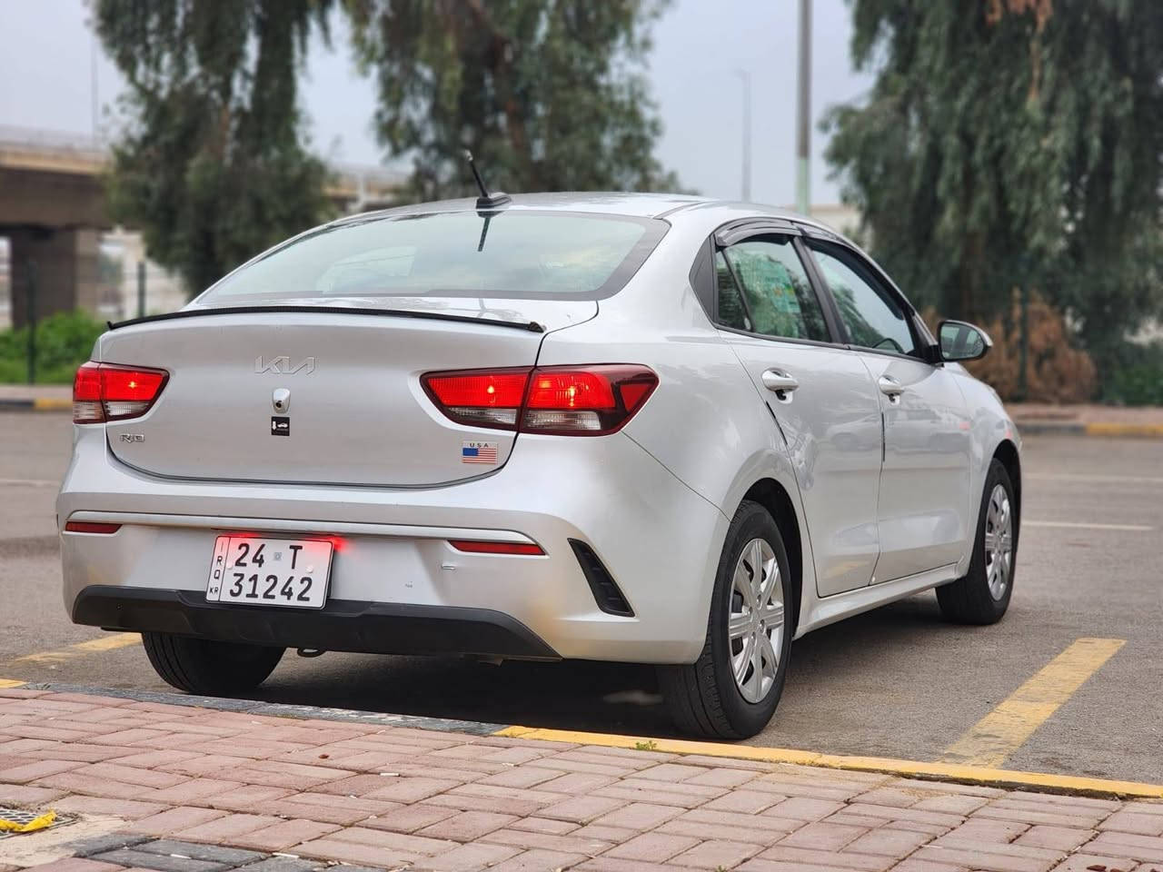 كيا ريو ٢٠٢٣ بيها باب وجاملغ بدون دواخل وبدون ايرباك صور الحادث مرفقه مع الصور السعر ١٣٣  وبيها مجال مرقم دهوك للأستفسار ***********
