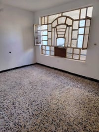 دار للبيع مساحة ١٠٠م الجبهه١٠م طابق واحد بناء طابوق ملك زراعي استقبال ...