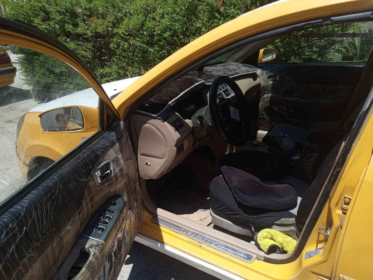 🚗 للبيع شيري A5 موديل 2011 🚗
✅ السيارة جاهزة من كلشي وما تحتاج أي صرف.
✅ كير ومكينة كامري أبو الجف.
✅ السعر: 15 ورقة.

⚠️ بدون راعي، فقط المسمسكات مستنسخة، وأتعهد بيها قانونياً وعشائرياً.

📞 للاستفسار: ***********

الجاد يتواصل، والسموحة من غير الجاد.

