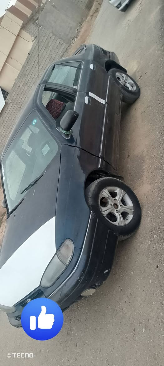 السلام عليكم، اخي اقرة المنشور قبل لاتتصل سيارة الانتره دمعة للبيع موديل 93سنوية بسمي تحويل ثاني يوم سنوية صاقطة صار شهر رقم ديالى مشروع وطني رقم أنكليزي داخلة هزة جديدة عيبها بس فرمة وحدة ملحومة  كير عادي محرك مفتوح كفالة كير ومحرك يرادلهة ترتيب بسيط تواير نظاف كهربائيات شغالة السعر 27وبيهة مجال للشراي المكان ديالى ناحية كنعان متواجد علخاص وعلرقم ***********
