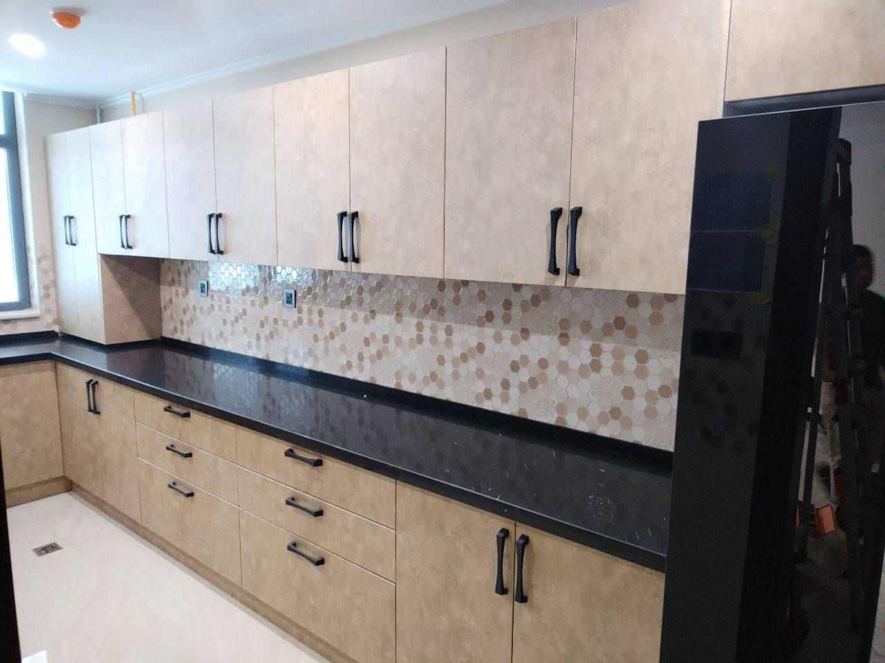 السلام عليكم نجاره عامة للديكورات والمطابخ التركي والايطالي ومتفرغ للعمل وهذه شغلي للتواصل رقمي ***********
